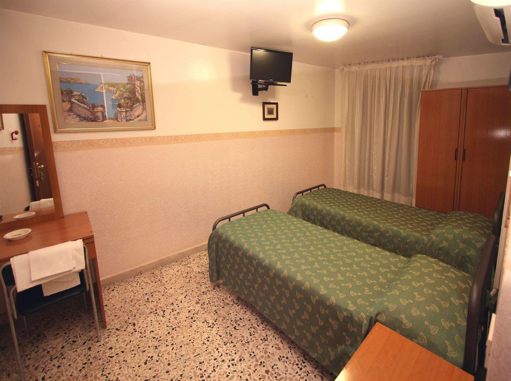 Hotel Cortese ปาแลร์โม ภายนอก รูปภาพ