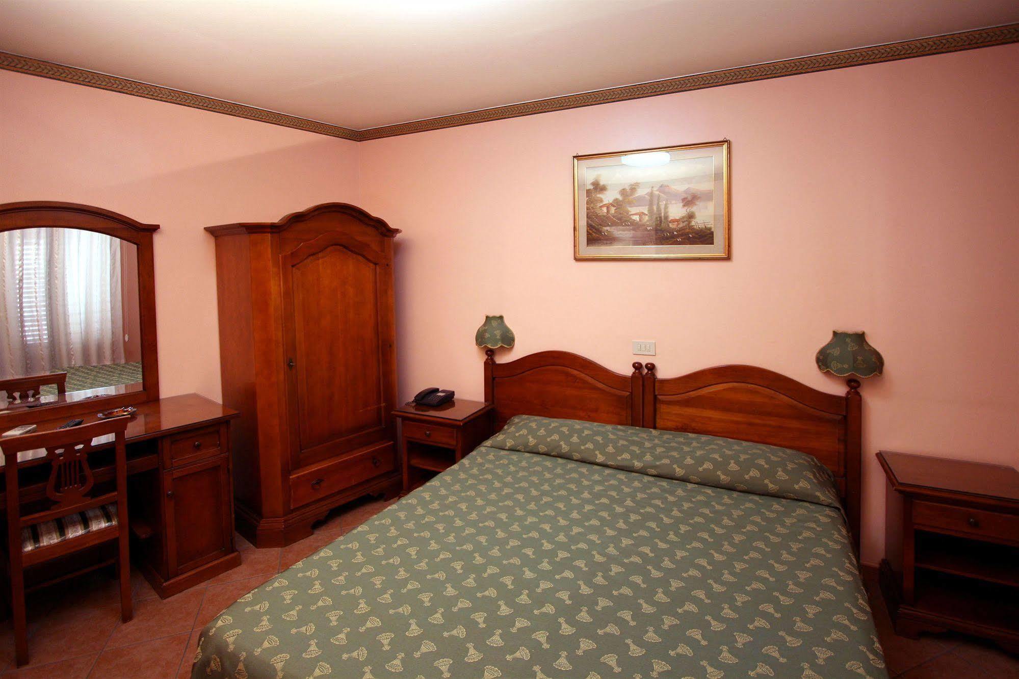 Hotel Cortese ปาแลร์โม ภายนอก รูปภาพ