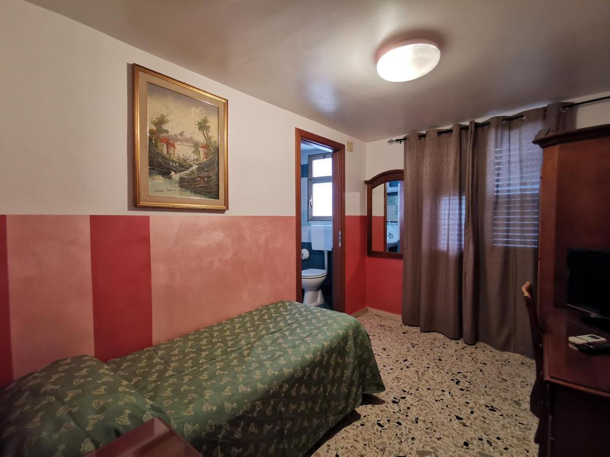 Hotel Cortese ปาแลร์โม ภายนอก รูปภาพ
