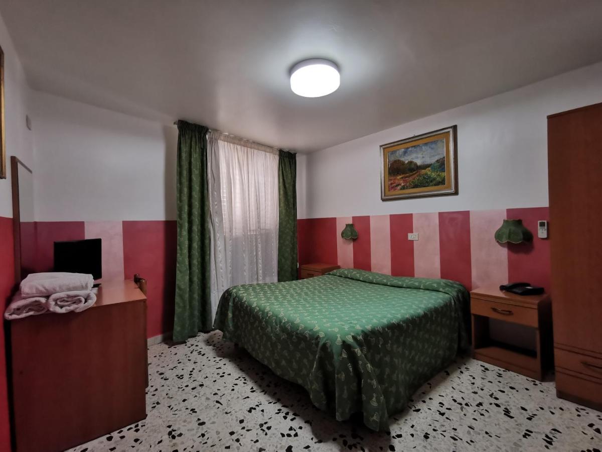 Hotel Cortese ปาแลร์โม ภายนอก รูปภาพ