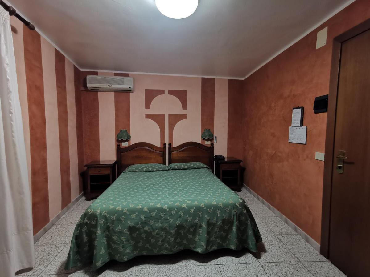 Hotel Cortese ปาแลร์โม ภายนอก รูปภาพ